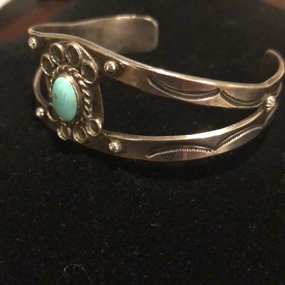Silver and Turquoise Cuff Bracelet - Picture 5 of 9